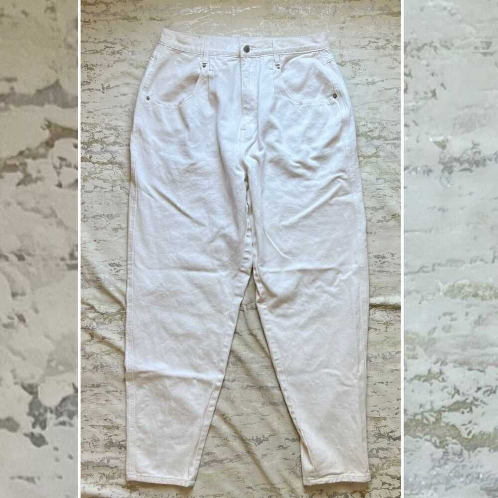 Brittania deadstock Y2K 90s classic fit white mom jeans